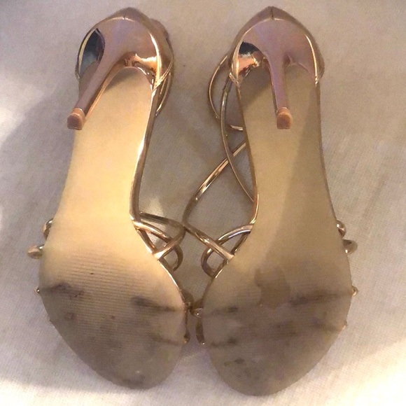 STEVE MADDEN ‘Satire’ Rose Gold Sandals - Picture 13 of 13